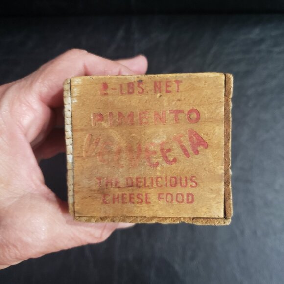 Kraft Pimento Velvetta Cheese Wooden Box - Picture 2 of 4